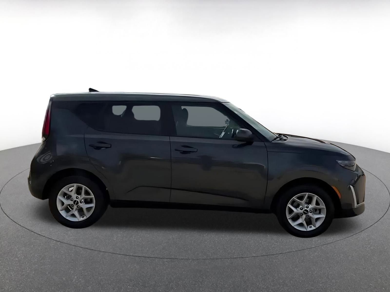 Thumbnail: 2025 Kia Soul - 16