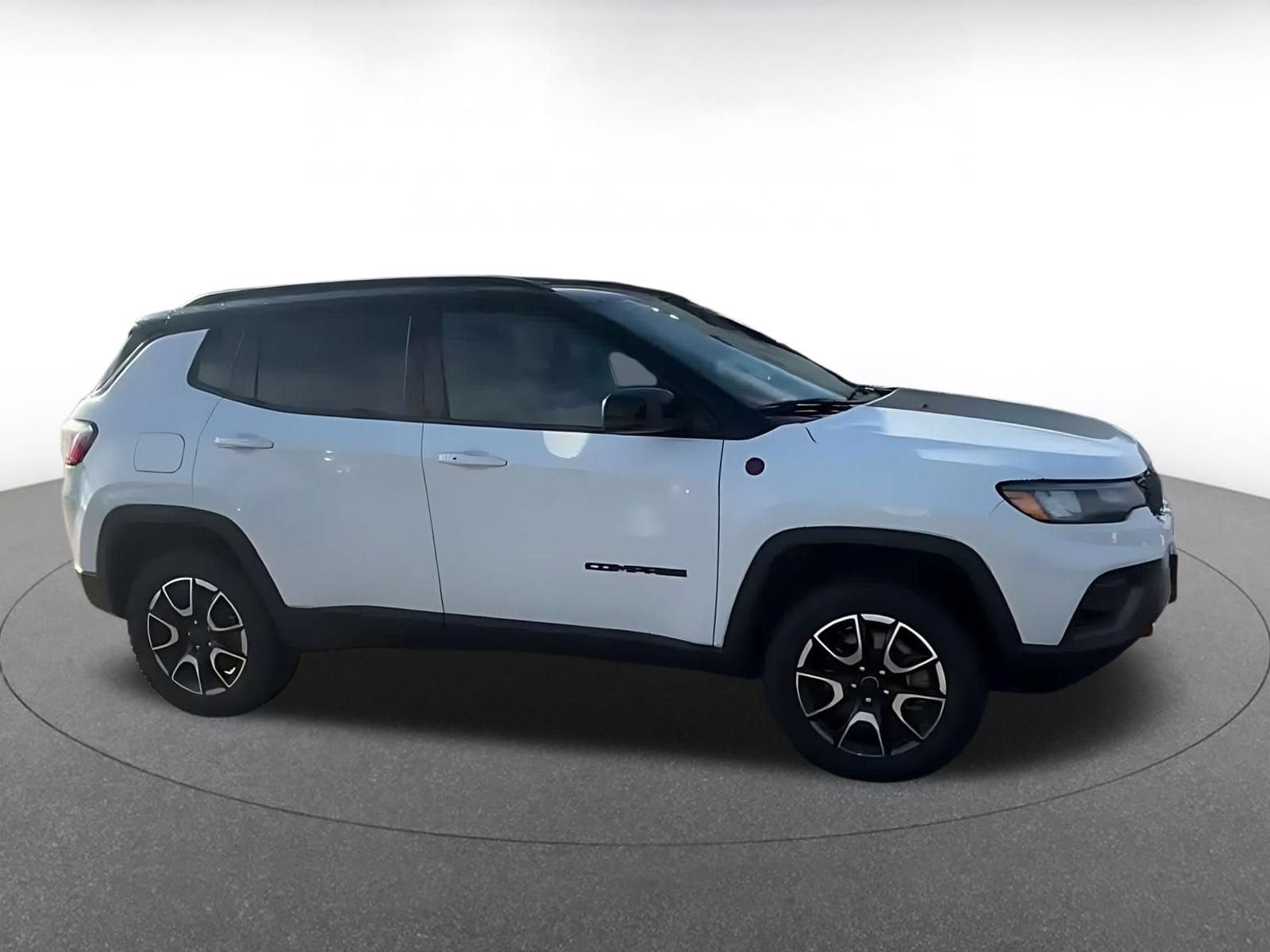 Thumbnail: 2025 Jeep Compass - 8