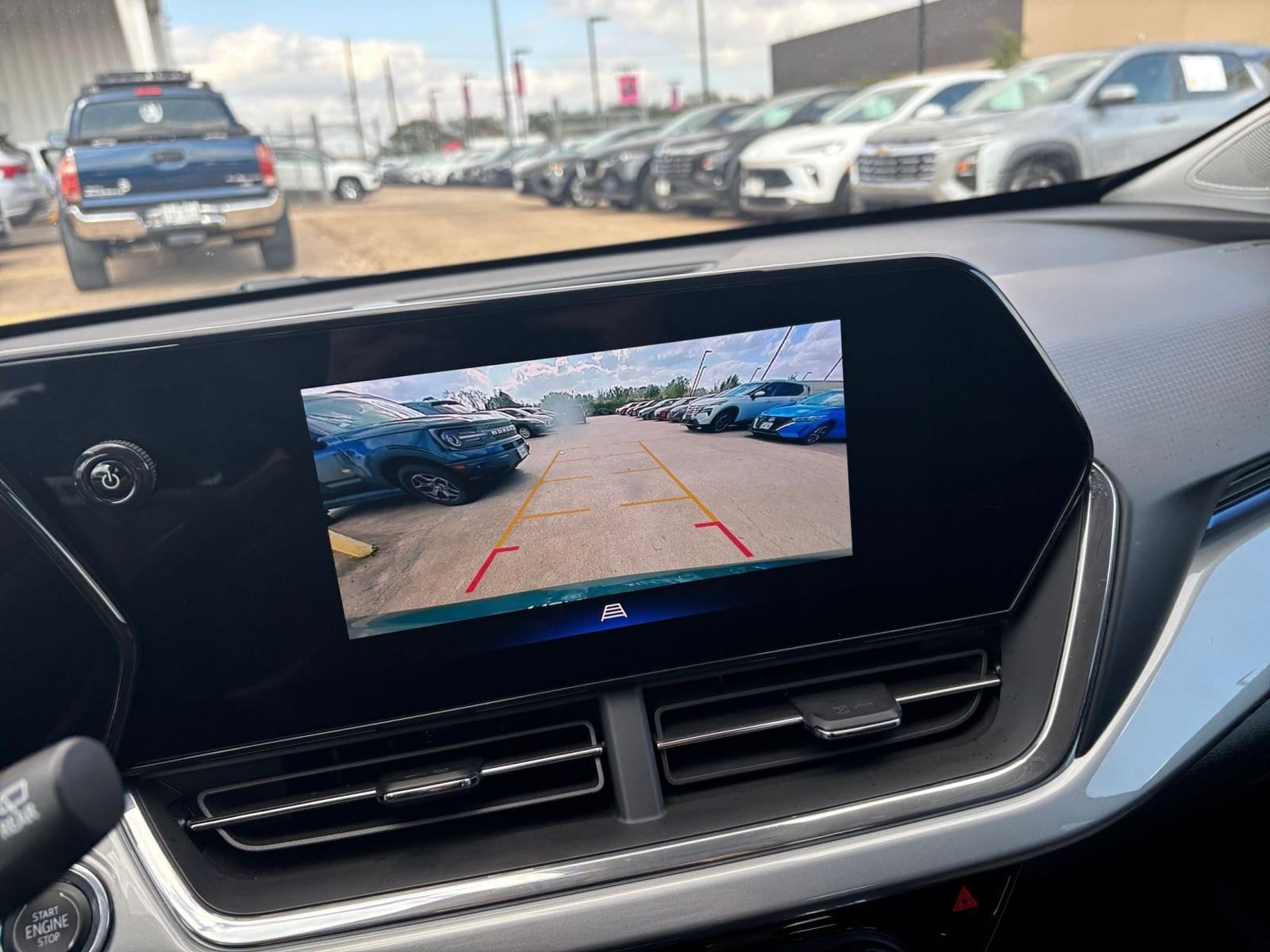 Thumbnail: 2025 Chevrolet Trax - 17