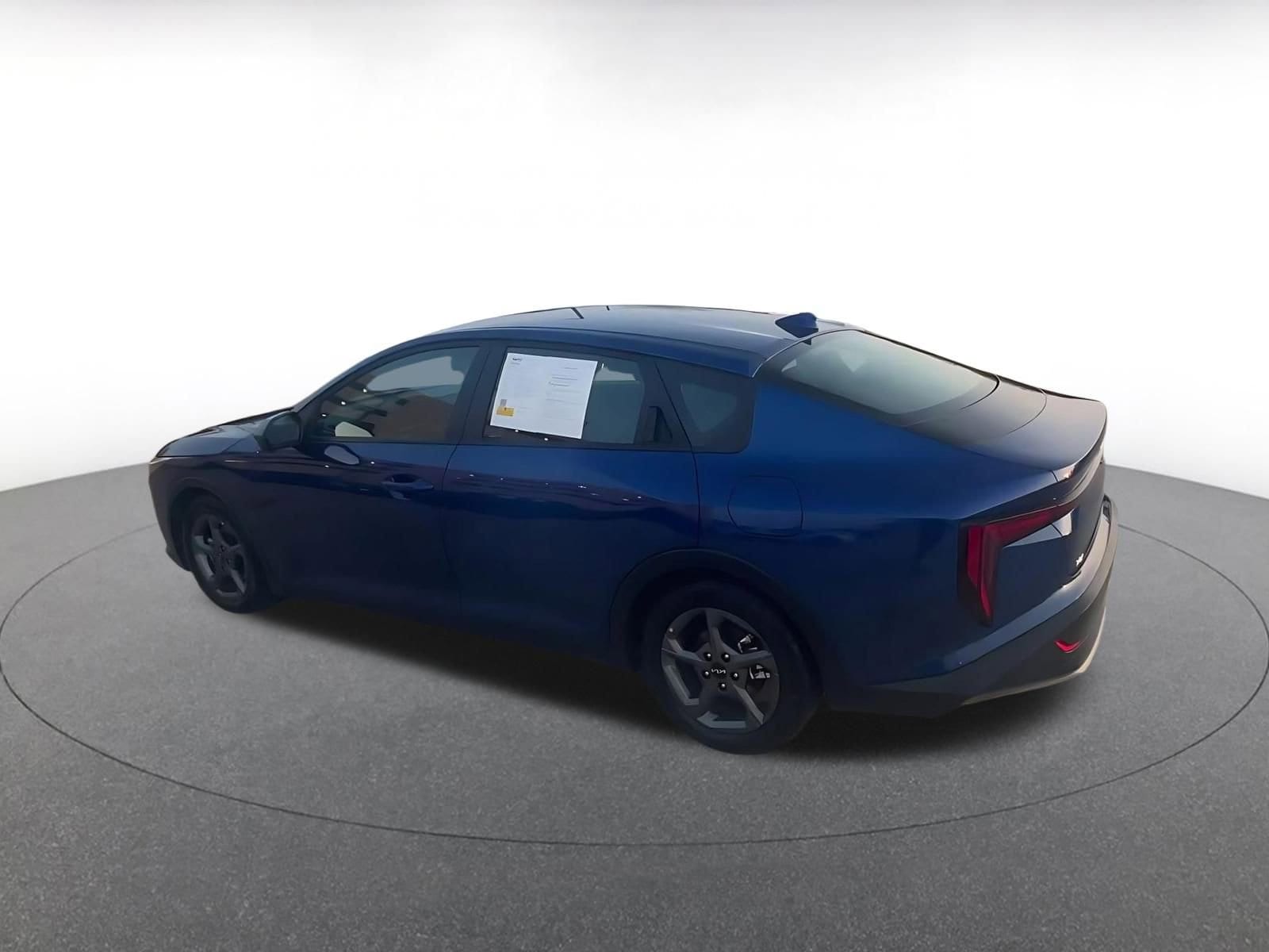 Thumbnail: 2025 Kia K4 - 10