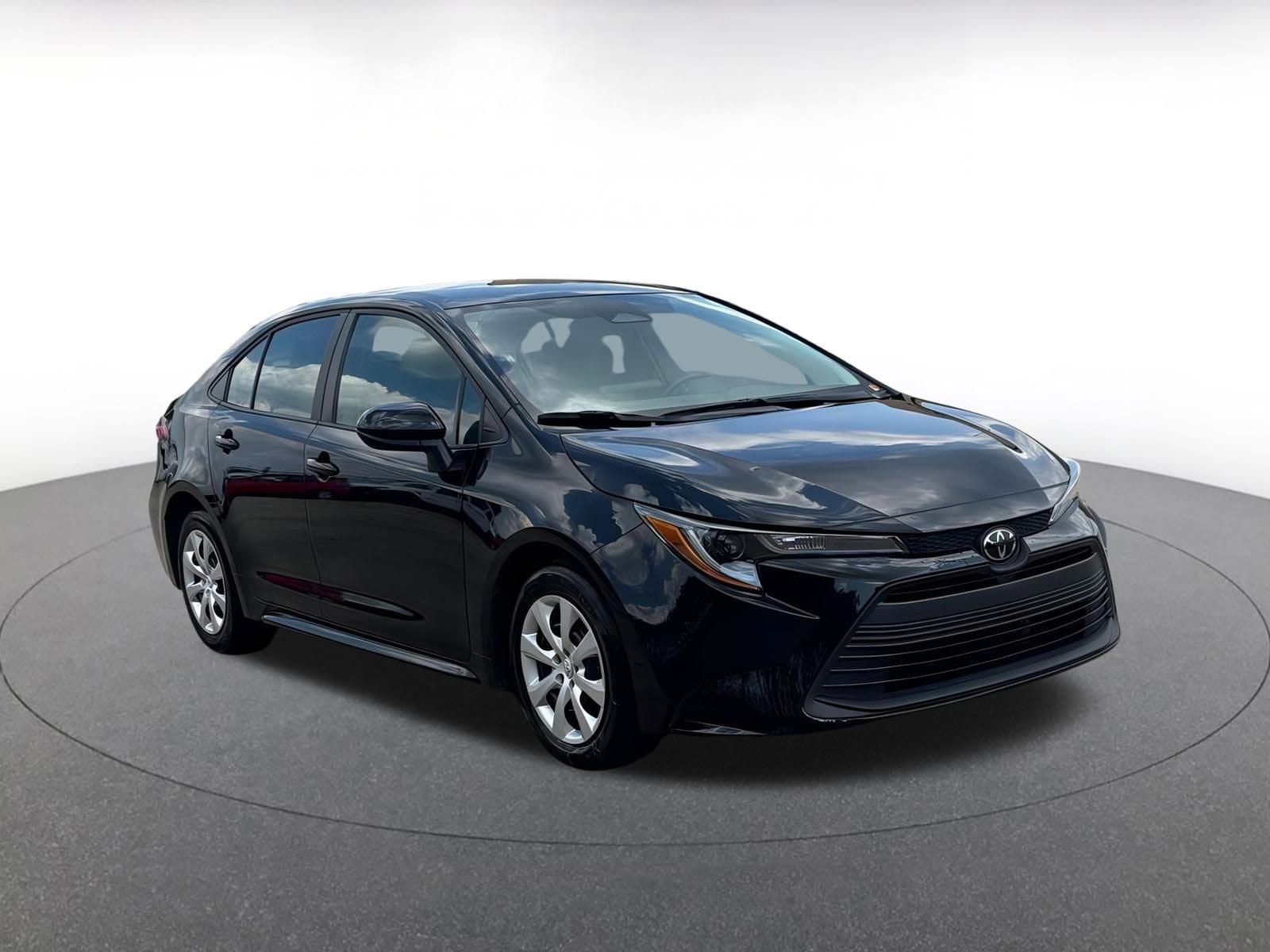 Thumbnail: 2024 Toyota Corolla - 1