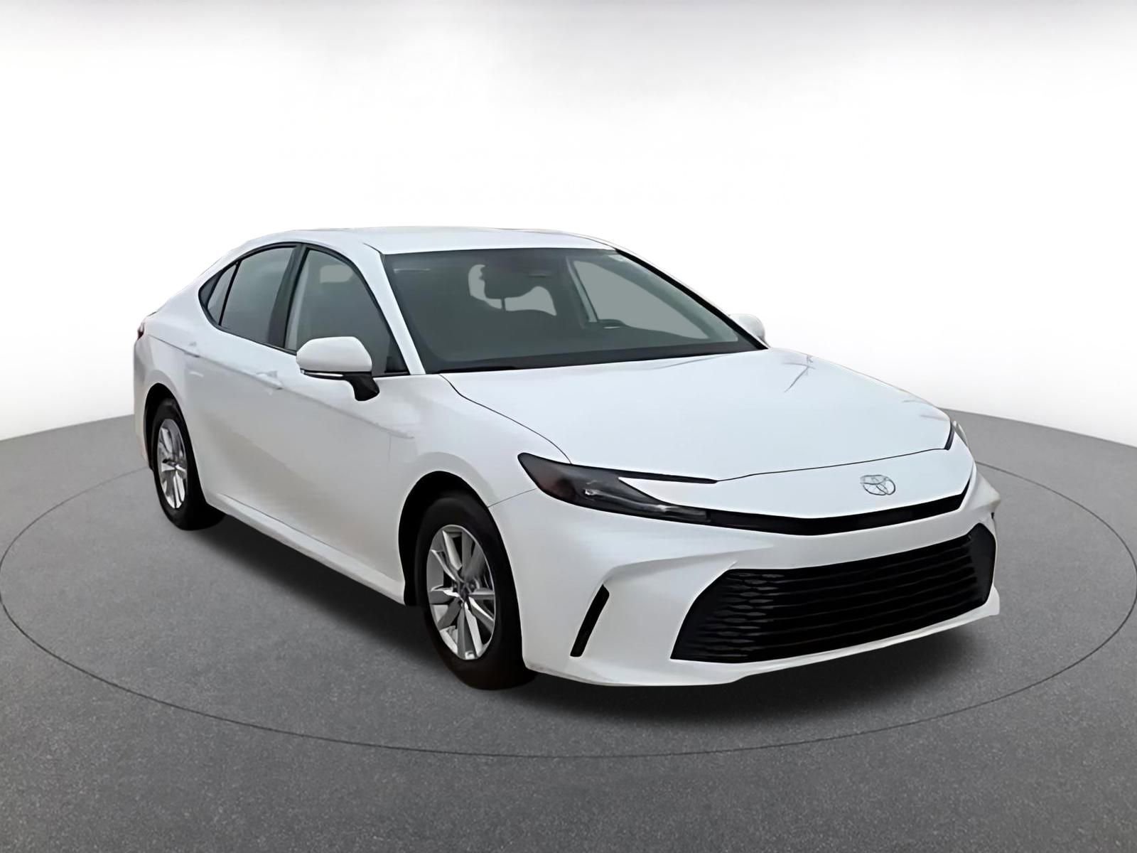 Thumbnail: 2025 Toyota Camry - 3