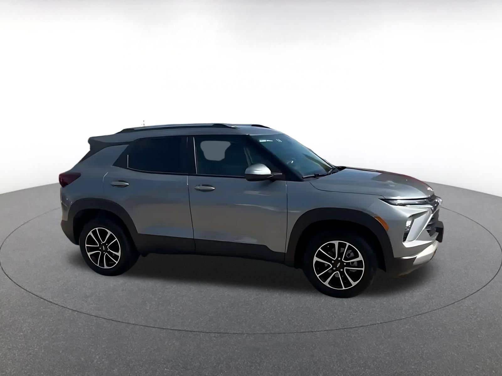 Thumbnail: 2025 Chevrolet TrailBlazer - 2