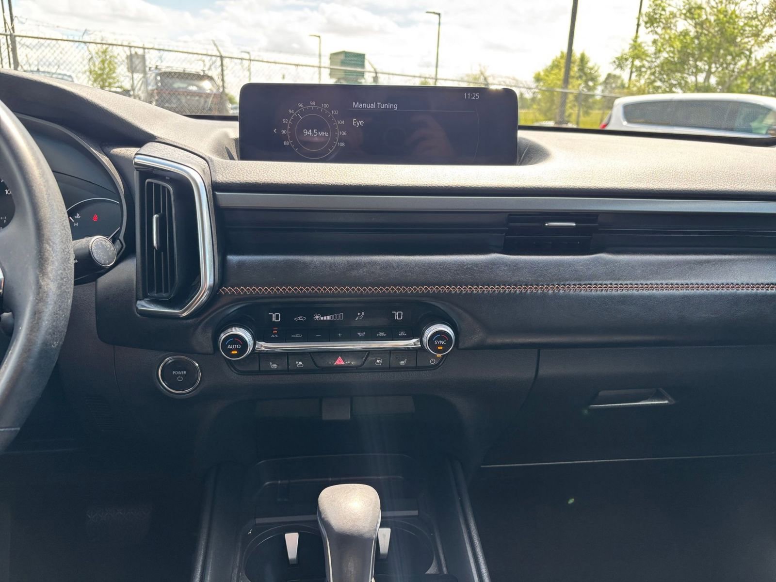 Thumbnail: 2025 Mazda CX-50 - 17