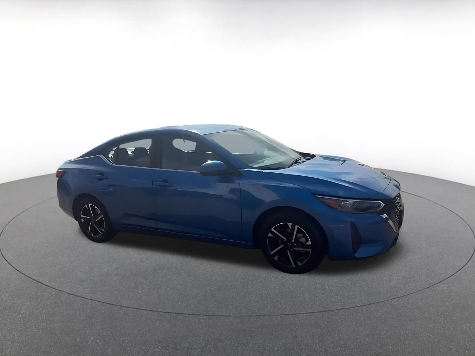 Thumbnail: 2025 Nissan Sentra - 2