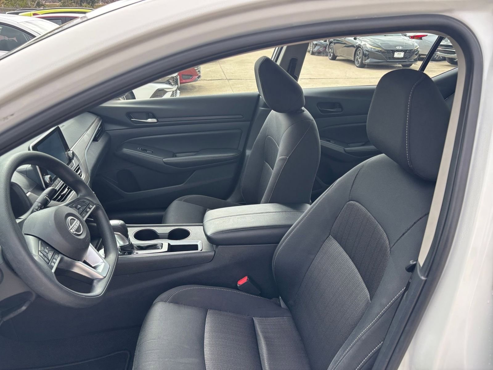 Thumbnail: 2025 Nissan Altima - 25