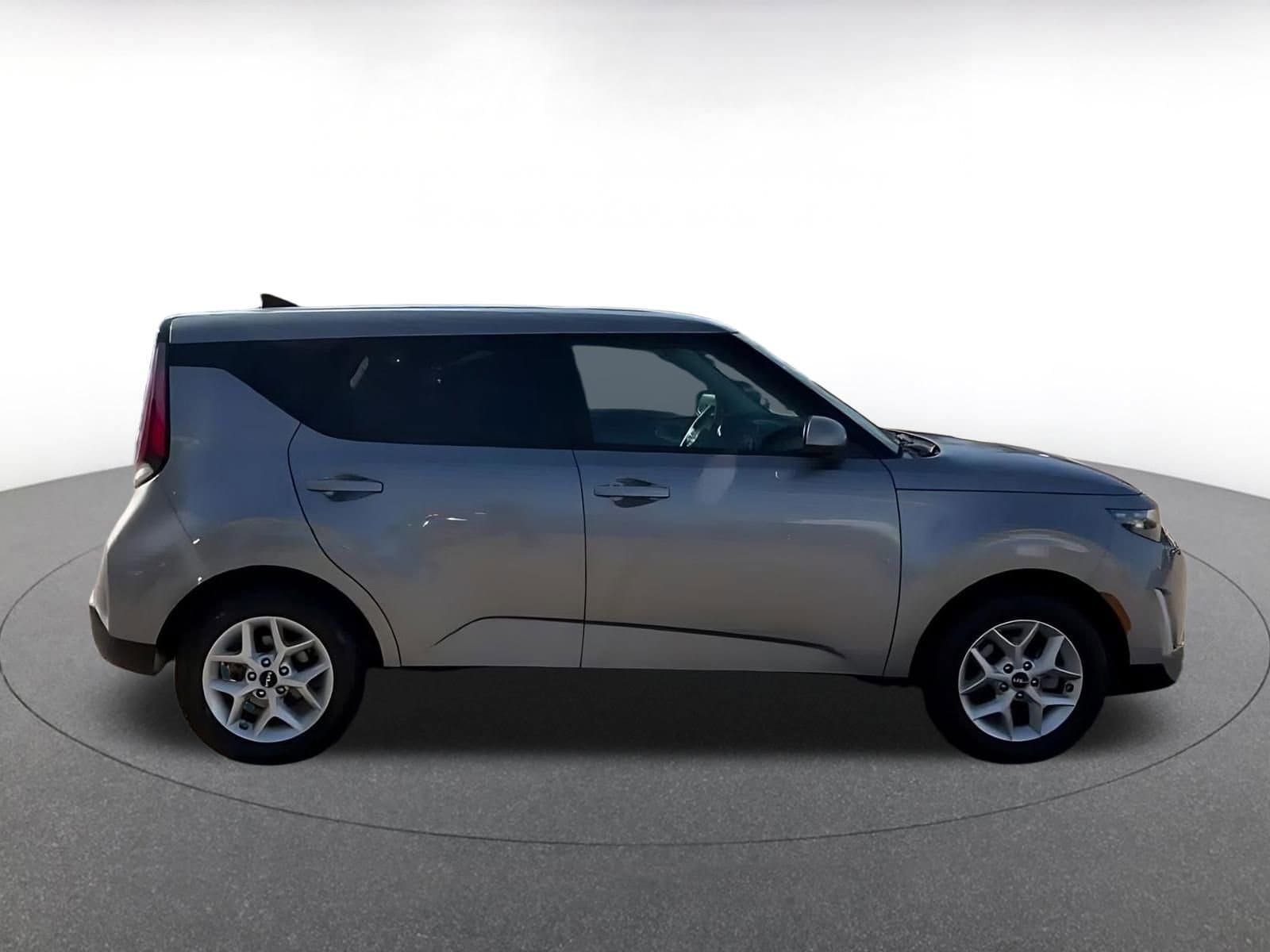Thumbnail: 2025 Kia Soul - 16