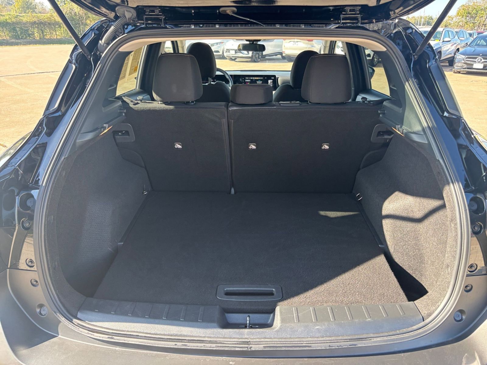 Thumbnail: 2025 Nissan Kicks - 29