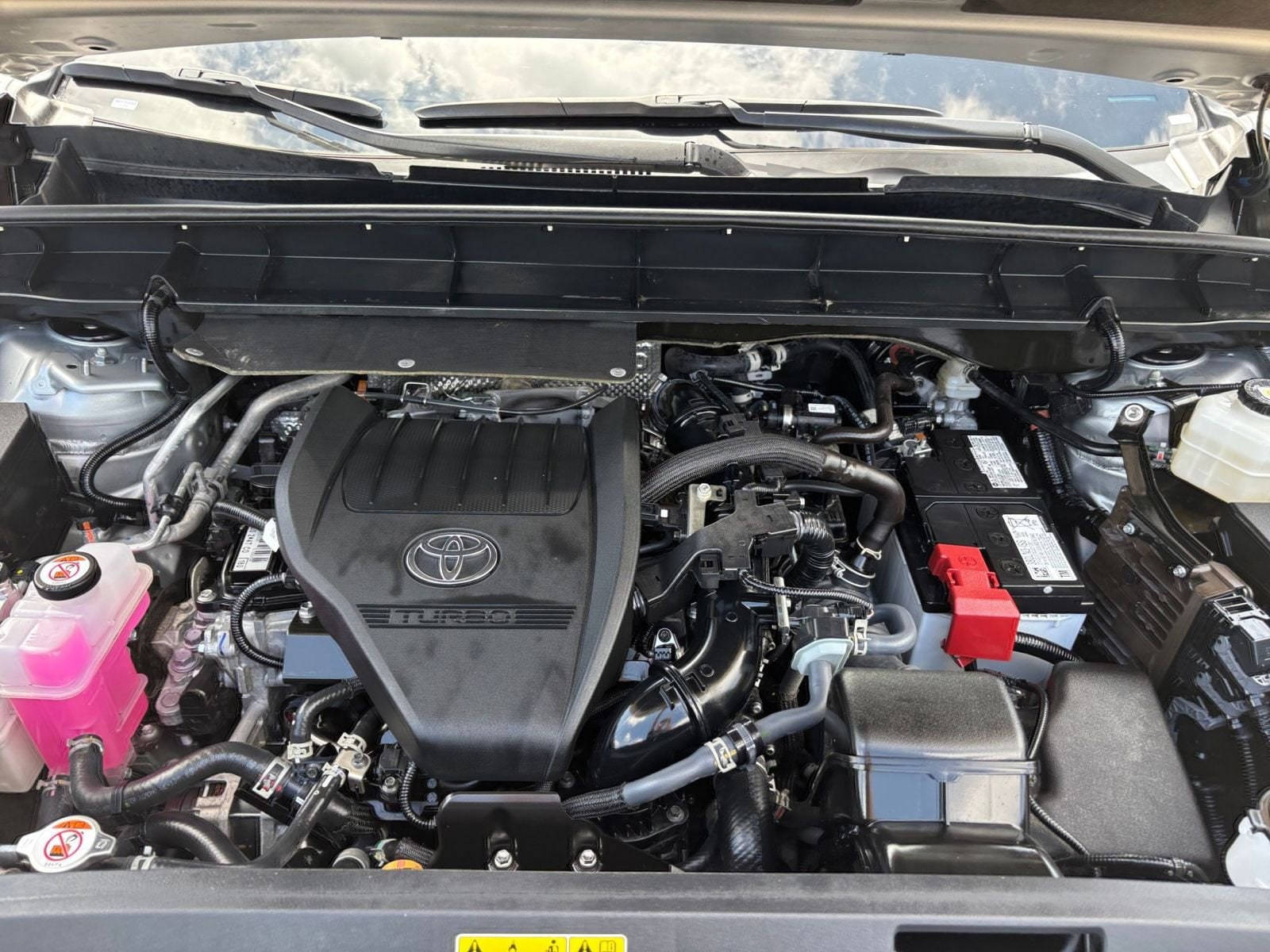 Thumbnail: 2025 Toyota Highlander - 34