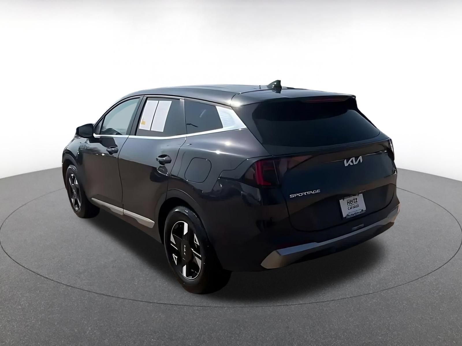 Thumbnail: 2026 Kia Sportage - 10