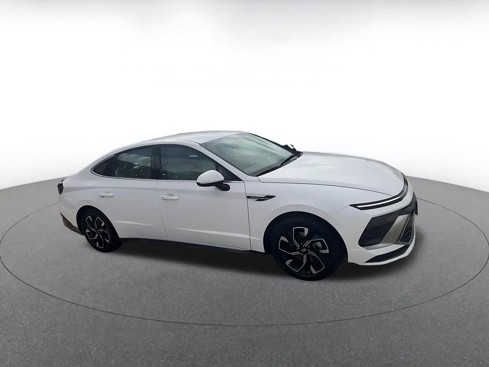 Thumbnail: 2025 Hyundai Sonata - 2