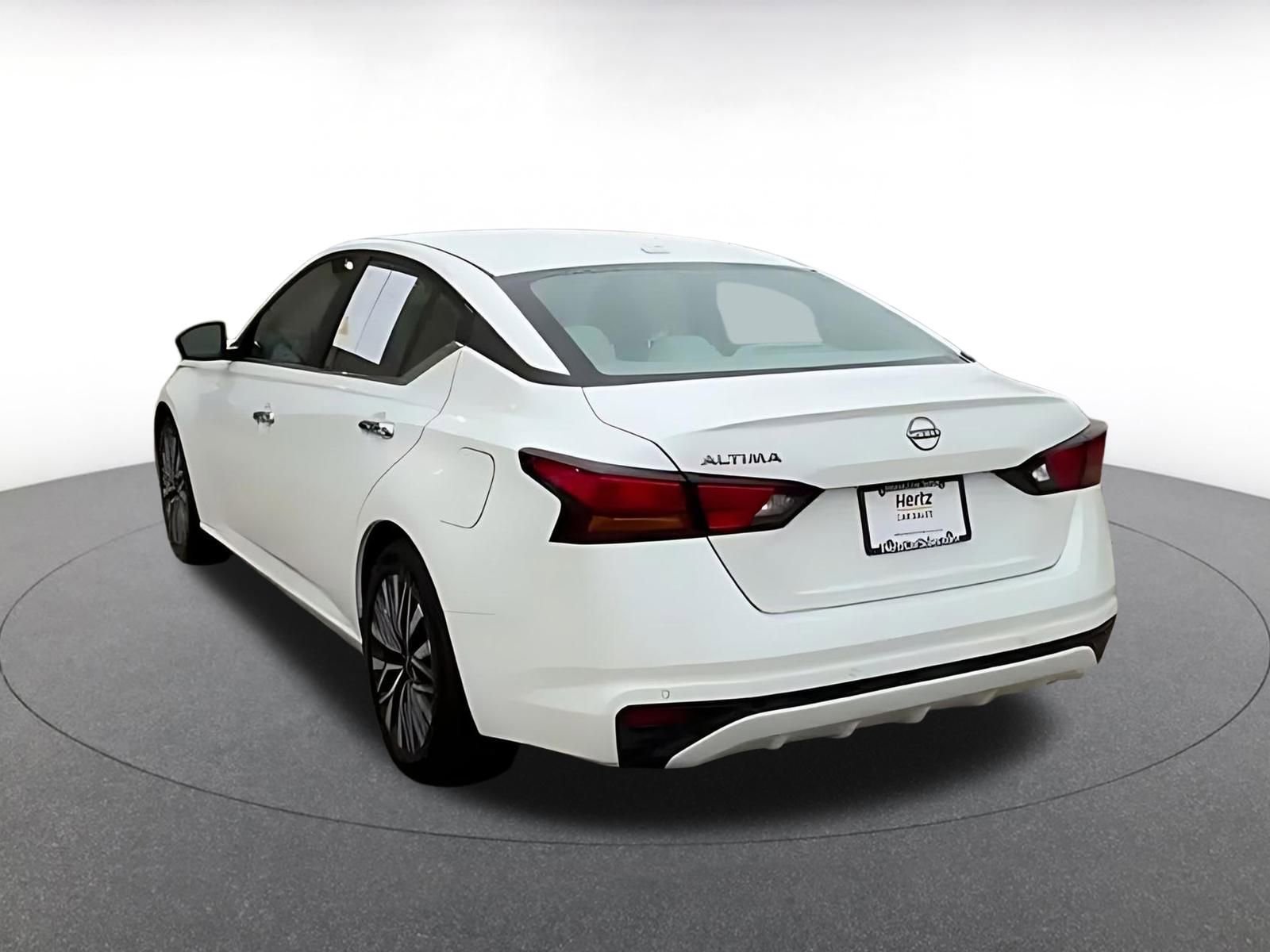 Thumbnail: 2025 Nissan Altima - 11