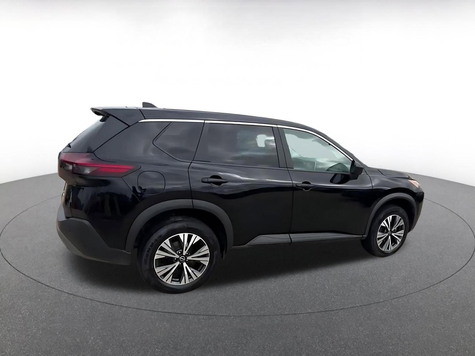 Thumbnail: 2023 Nissan Rogue - 15