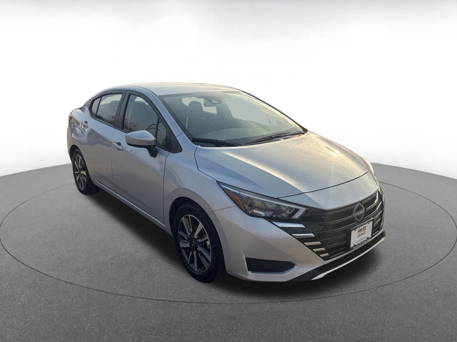 2025 Nissan Versa Sedan SV