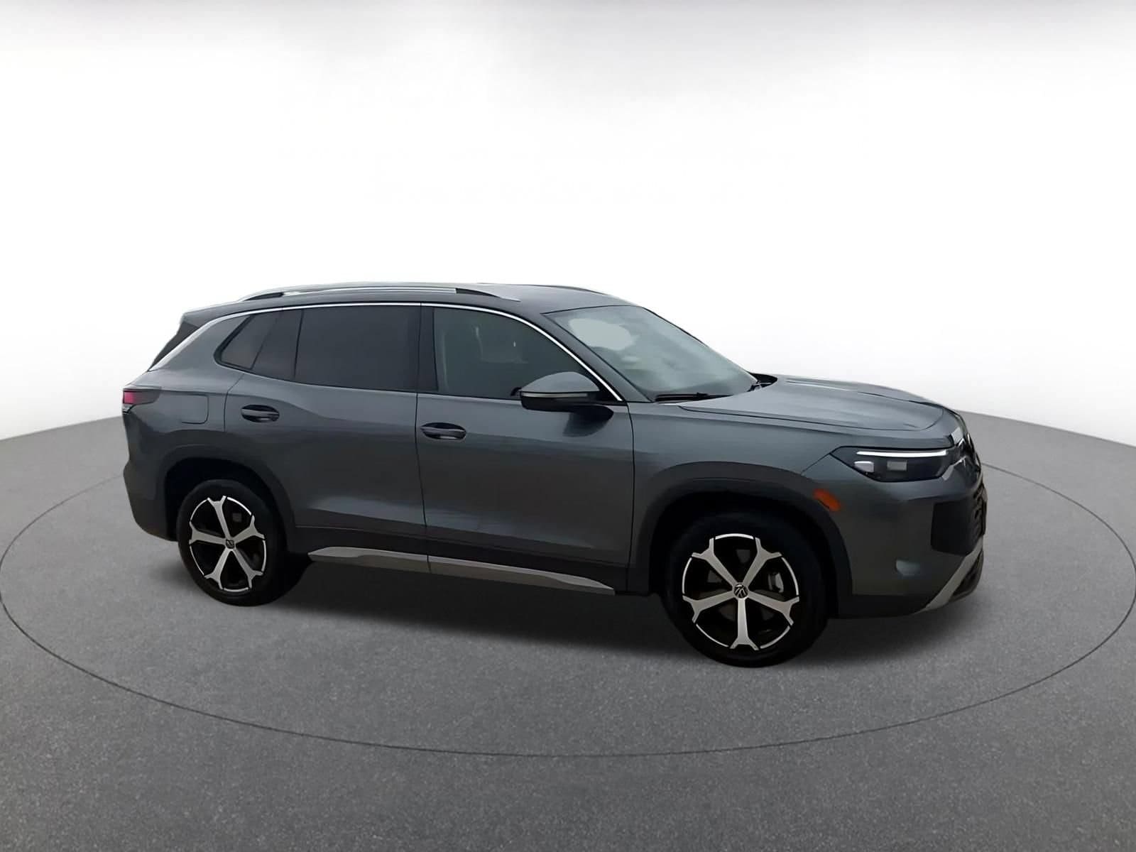 Thumbnail: 2026 Volkswagen Tiguan - 2