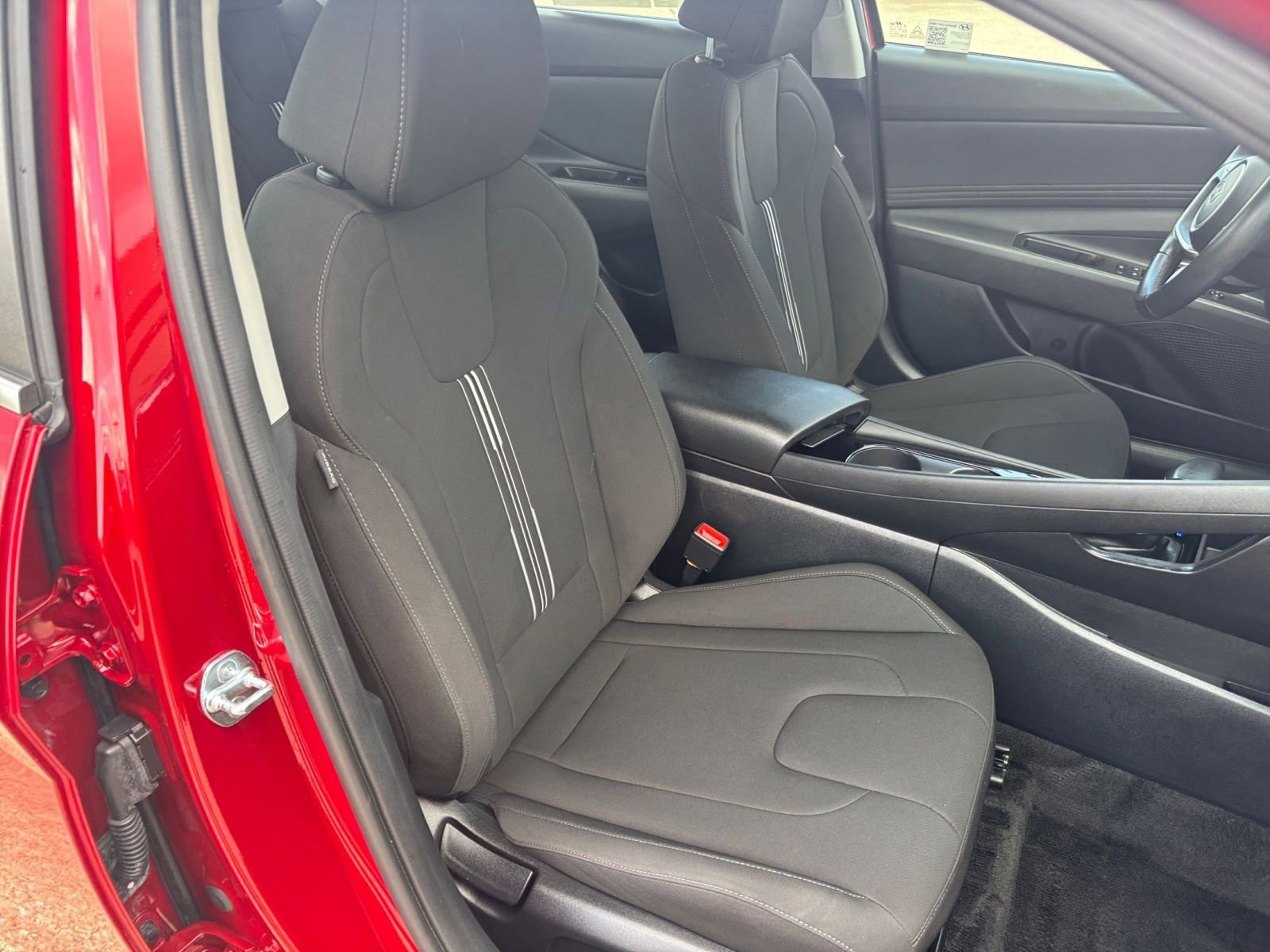 Thumbnail: 2025 Hyundai Elantra - 34