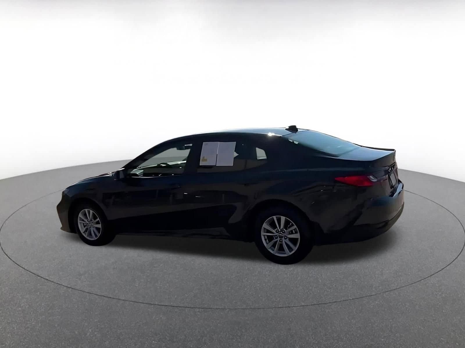 Thumbnail: 2025 Toyota Camry - 10