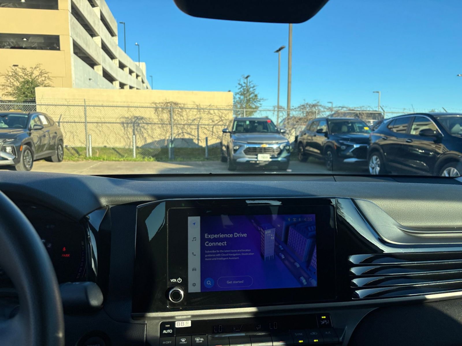 Thumbnail: 2025 Toyota Camry - 18