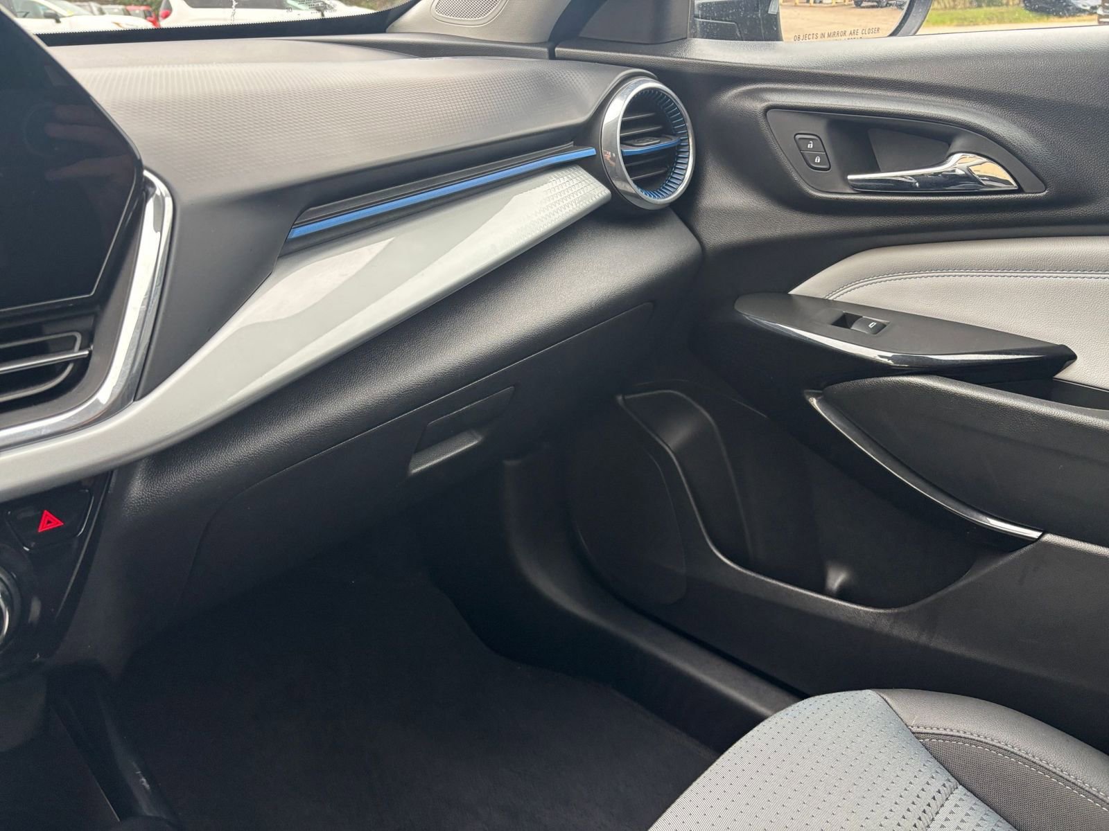 Thumbnail: 2025 Chevrolet Trax - 34