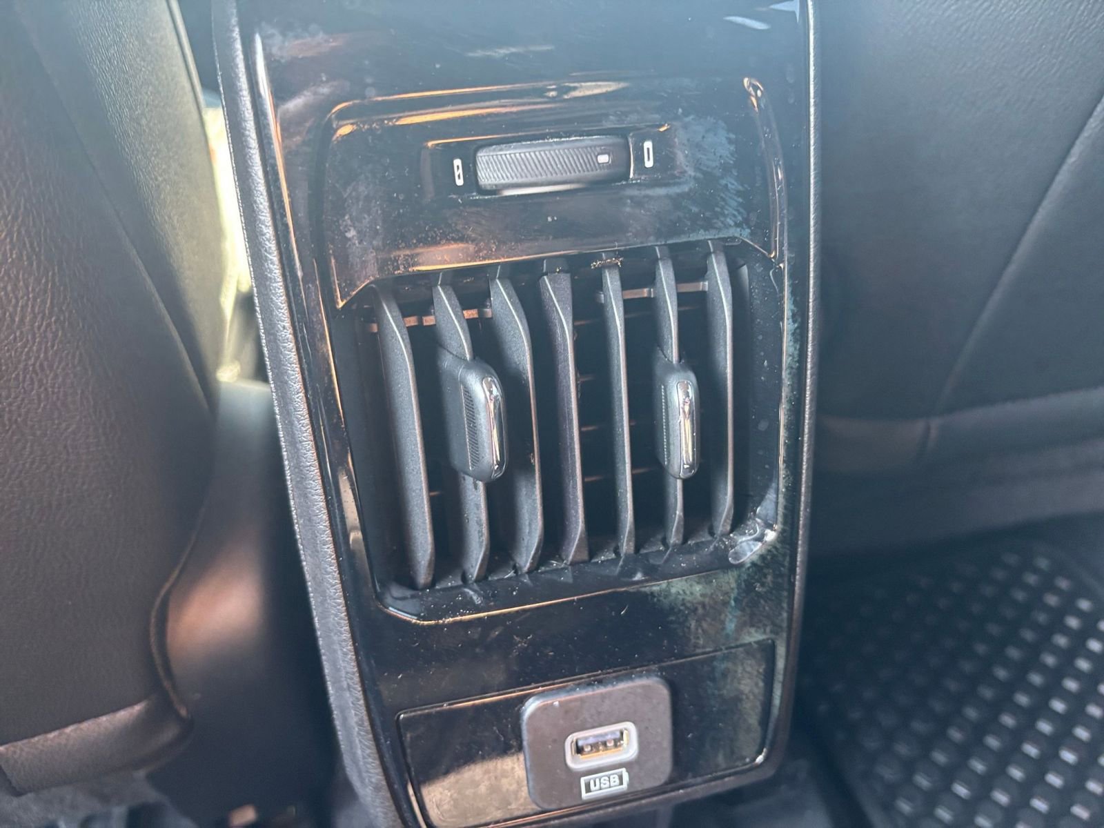 Thumbnail: 2025 Jeep Compass - 23