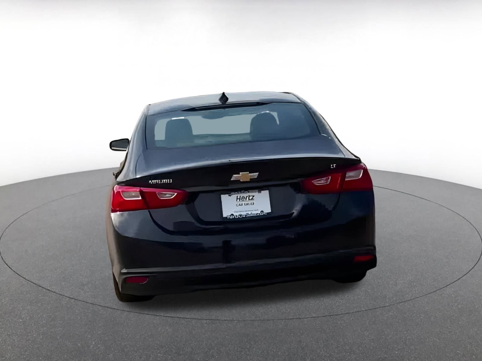 Thumbnail: 2023 Chevrolet Malibu - 11