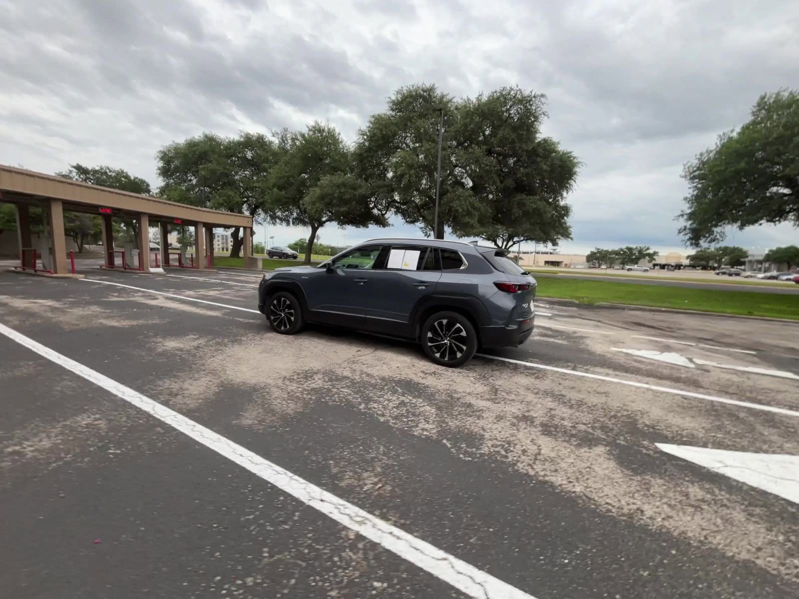 Thumbnail: 2025 Mazda CX-50 - 16