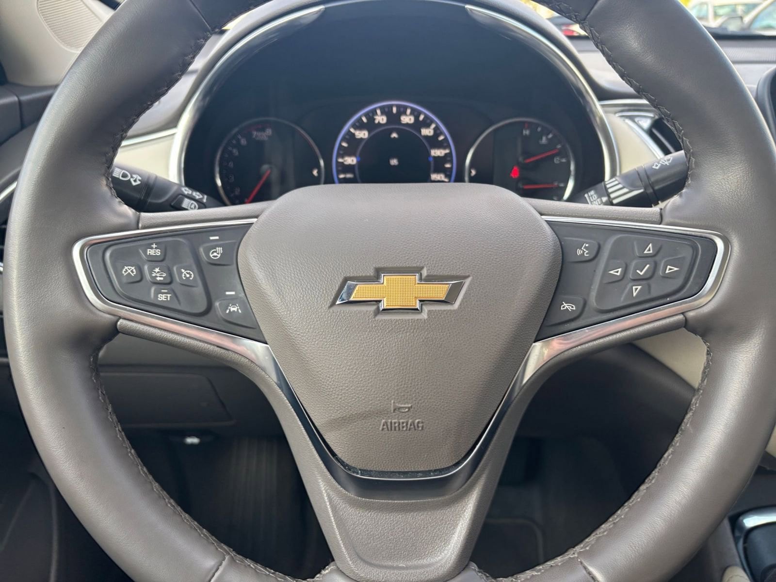 Thumbnail: 2024 Chevrolet Malibu - 28