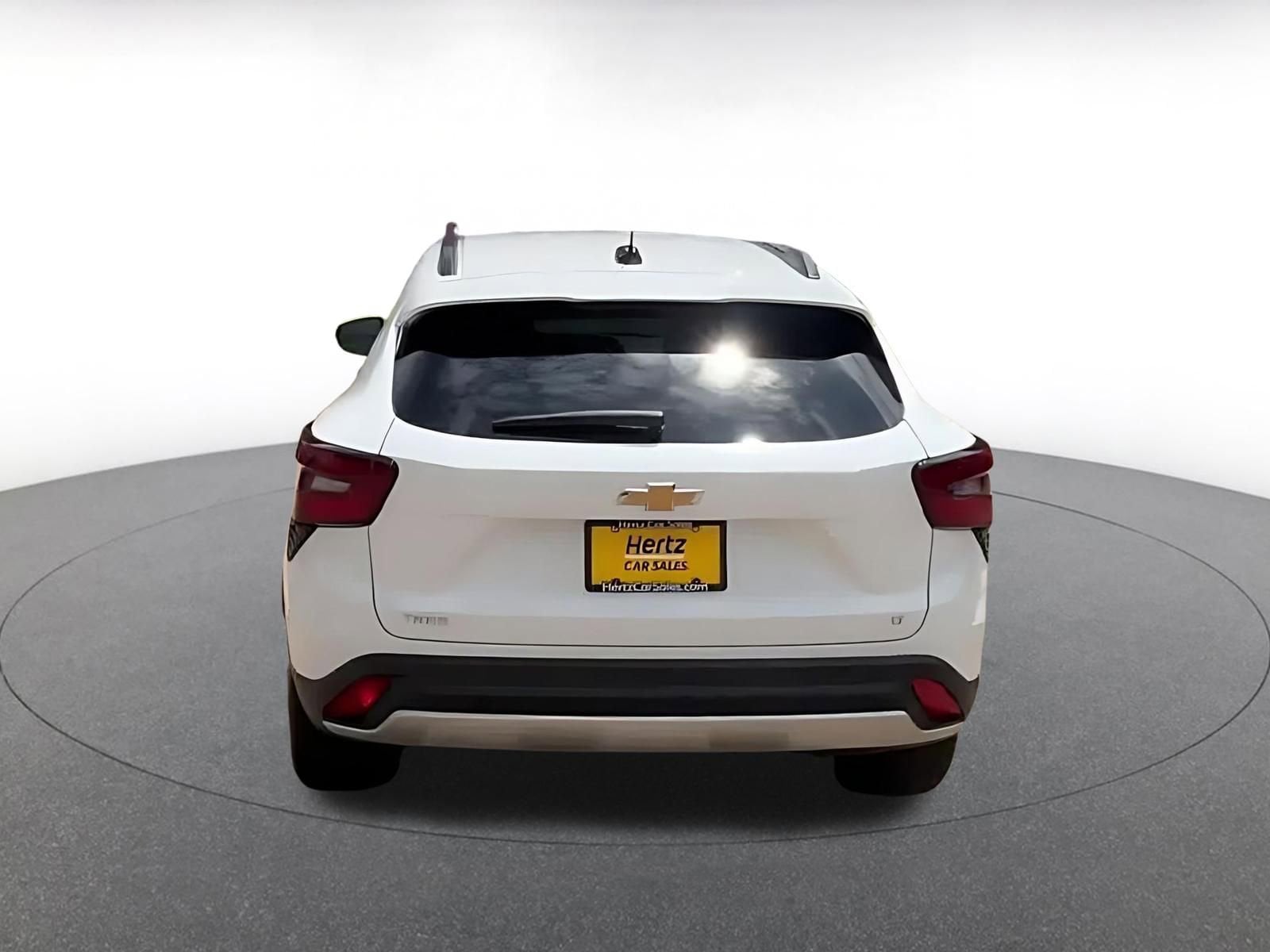 Thumbnail: 2025 Chevrolet Trax - 12