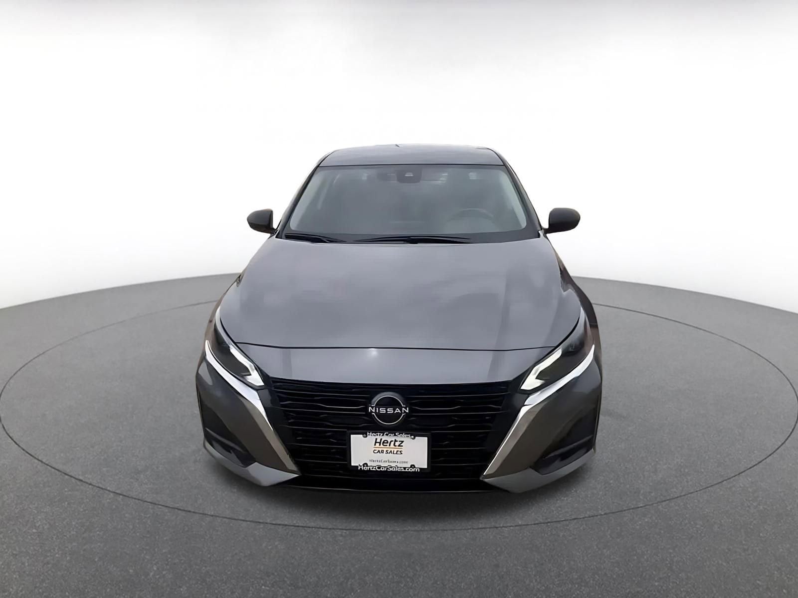 Thumbnail: 2025 Nissan Altima - 4