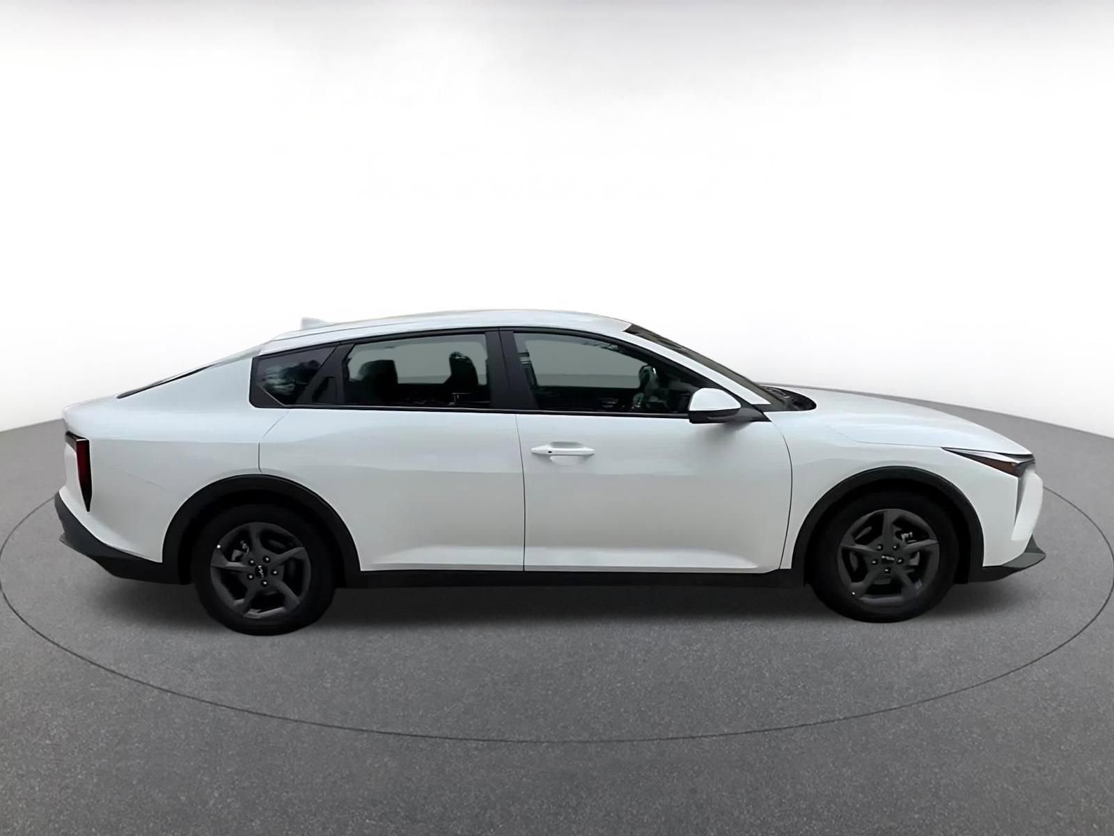 Thumbnail: 2025 Kia K4 - 16