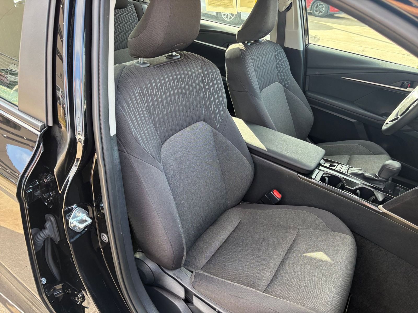 Thumbnail: 2025 Toyota Camry - 35