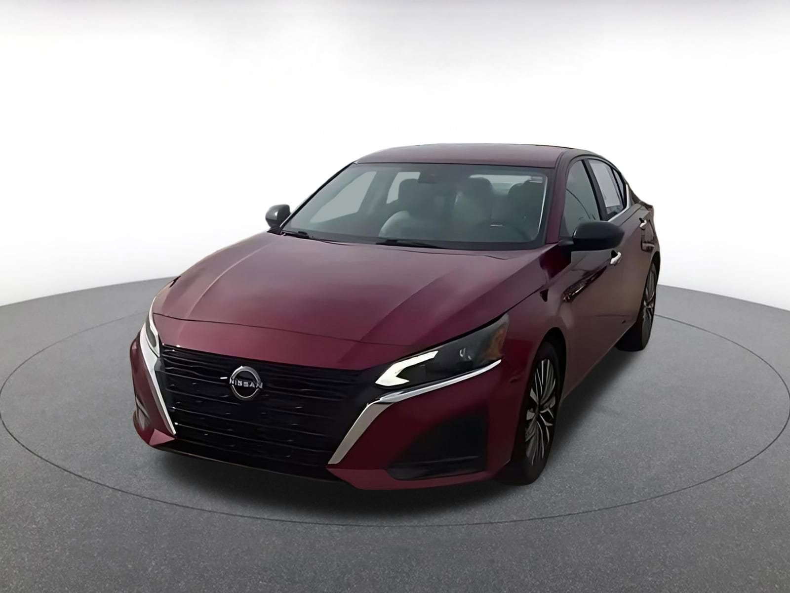 Thumbnail: 2025 Nissan Altima - 7