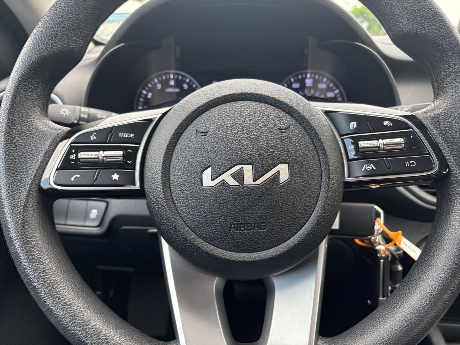 2024 Kia Forte LXS 21
