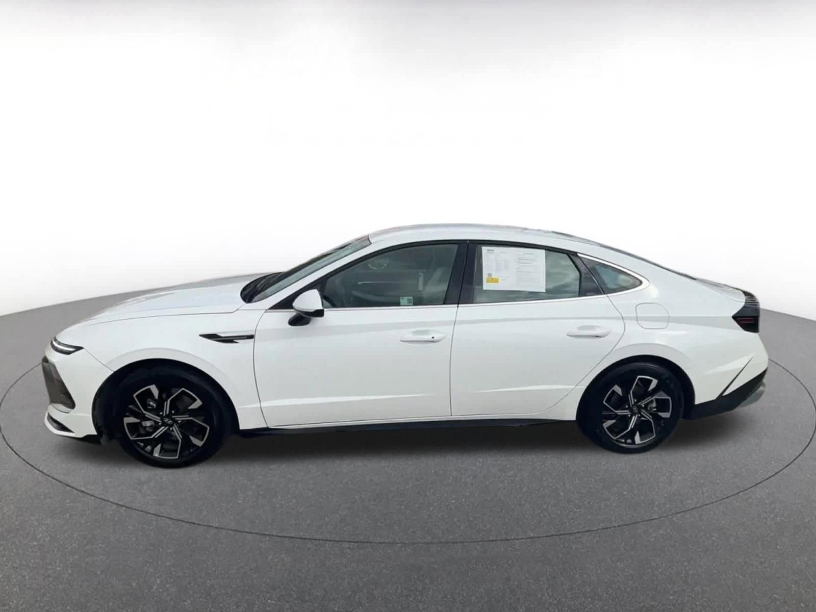 Thumbnail: 2025 Hyundai Sonata - 9