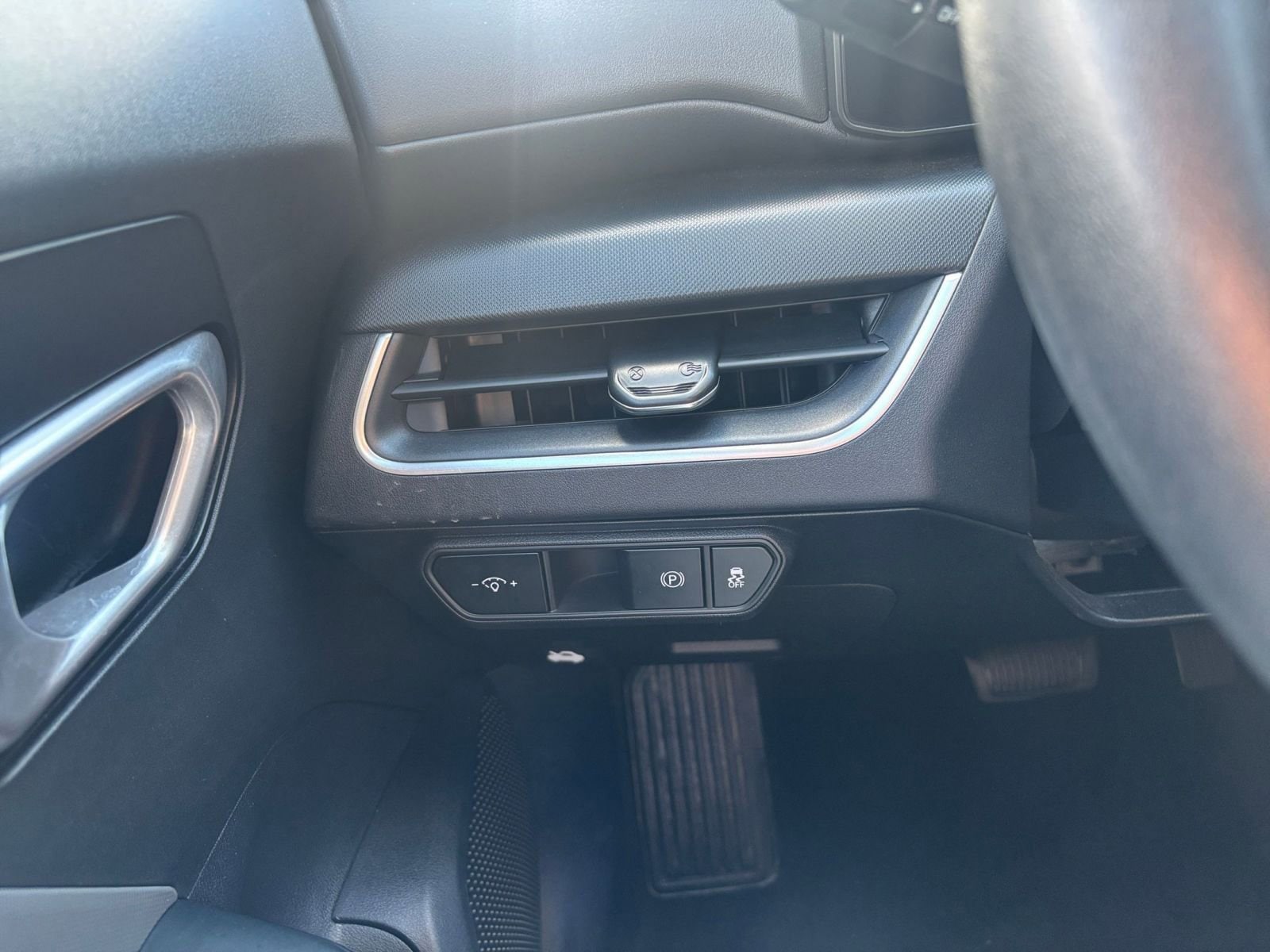 Thumbnail: 2025 Kia K4 - 33