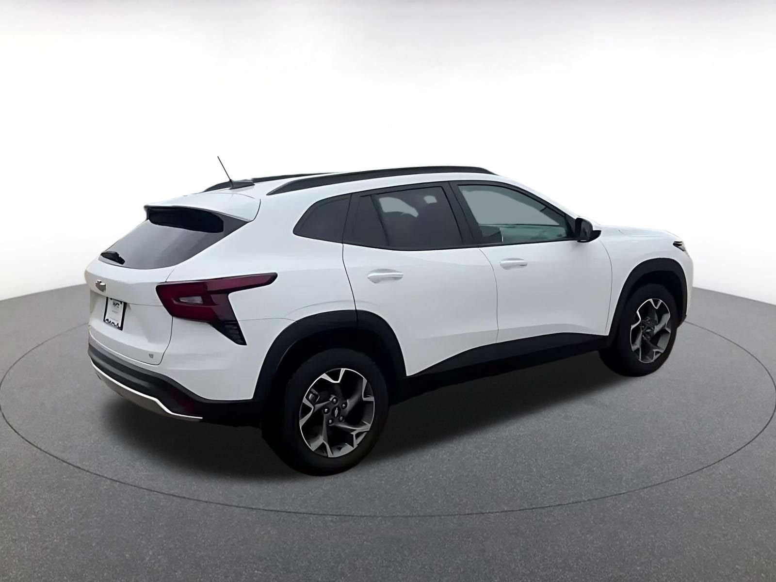 Thumbnail: 2025 Chevrolet Trax - 14