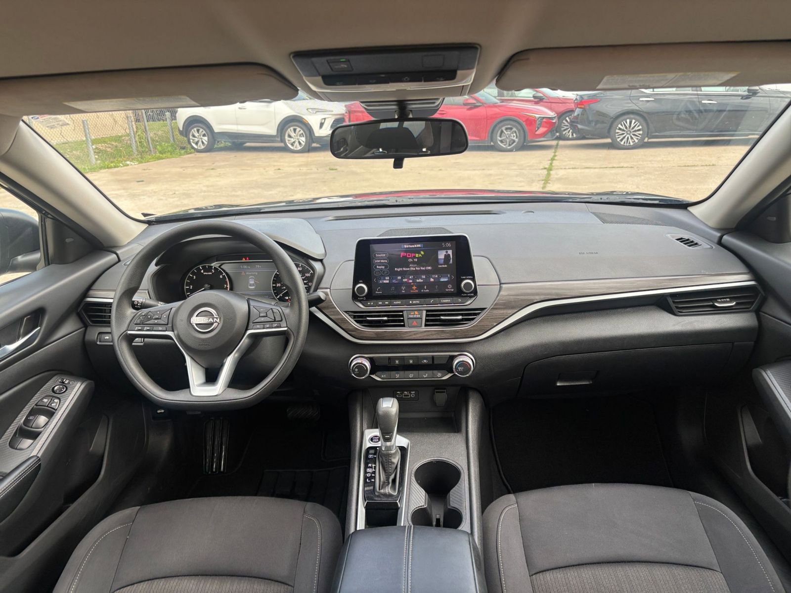 Thumbnail: 2025 Nissan Altima - 33