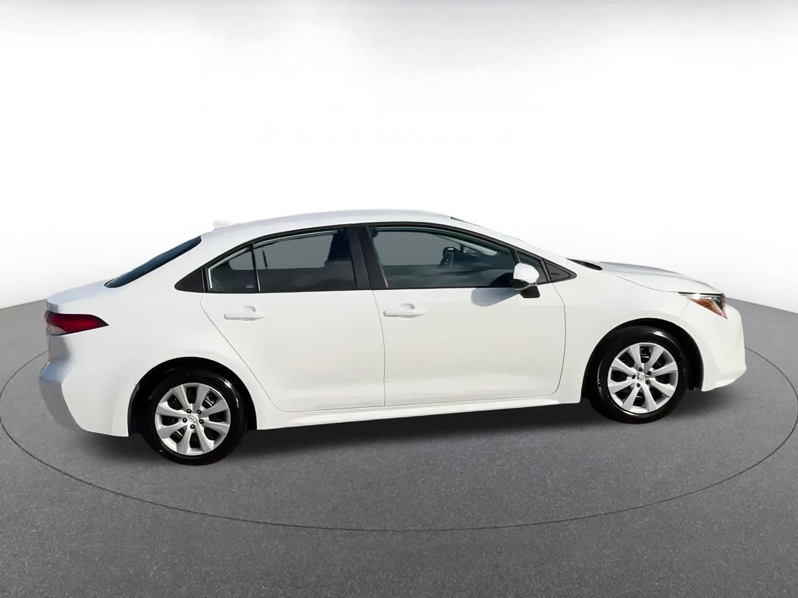 Thumbnail: 2025 Toyota Corolla - 15