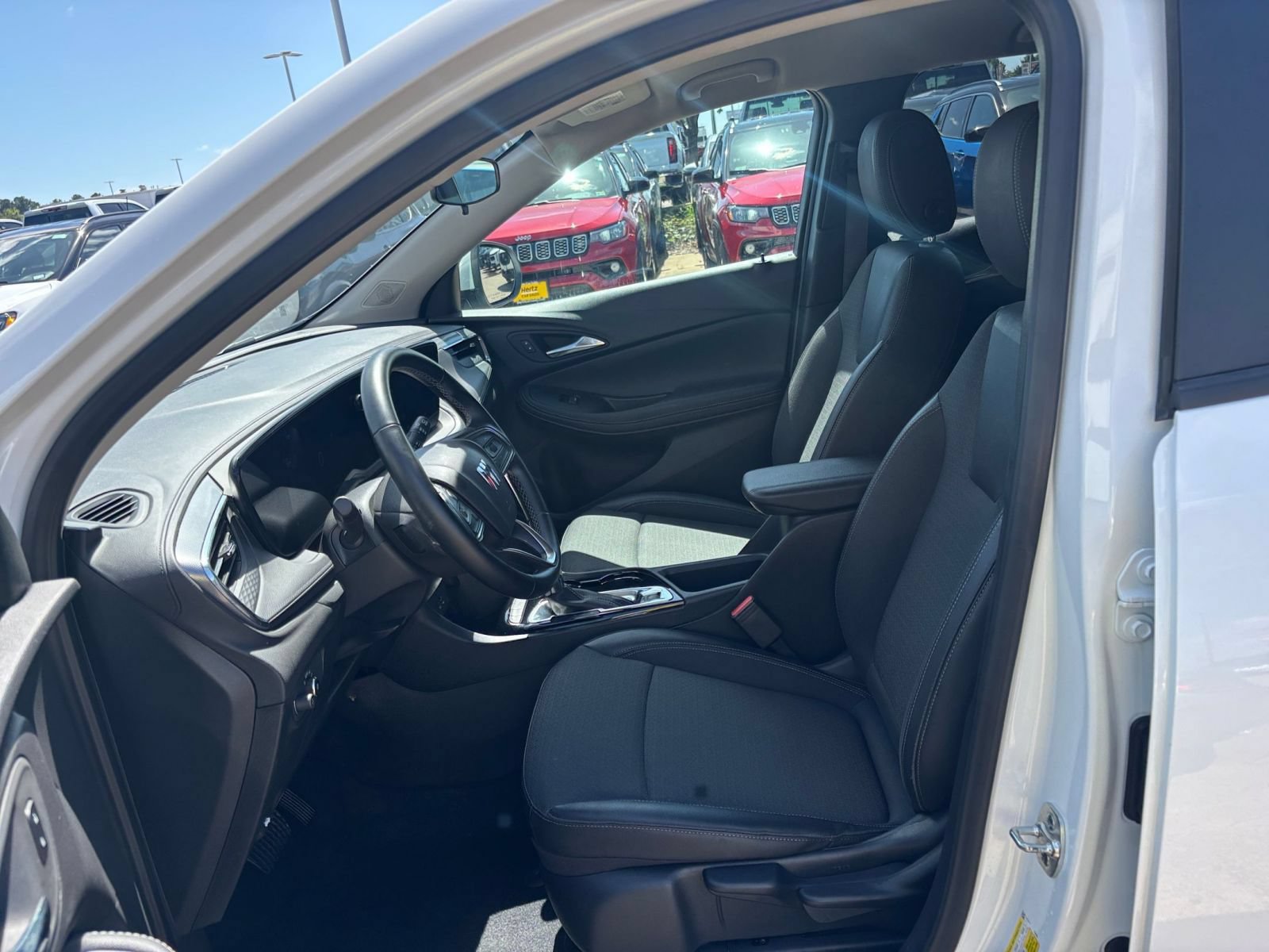 Thumbnail: 2025 Buick Encore GX - 25