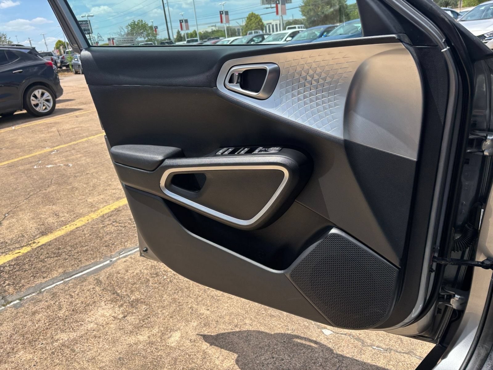Thumbnail: 2025 Kia Soul - 15