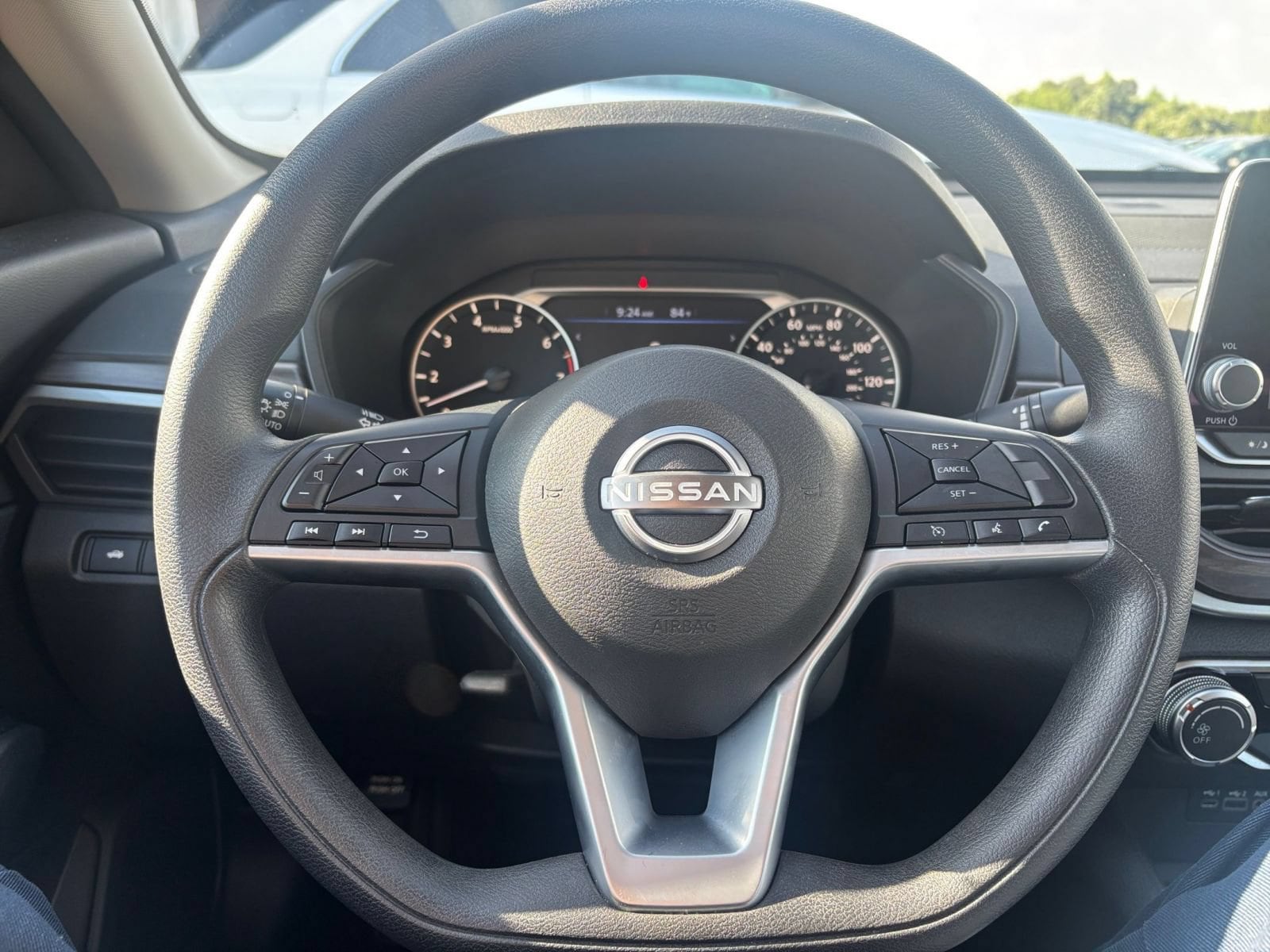 Thumbnail: 2025 Nissan Altima - 27