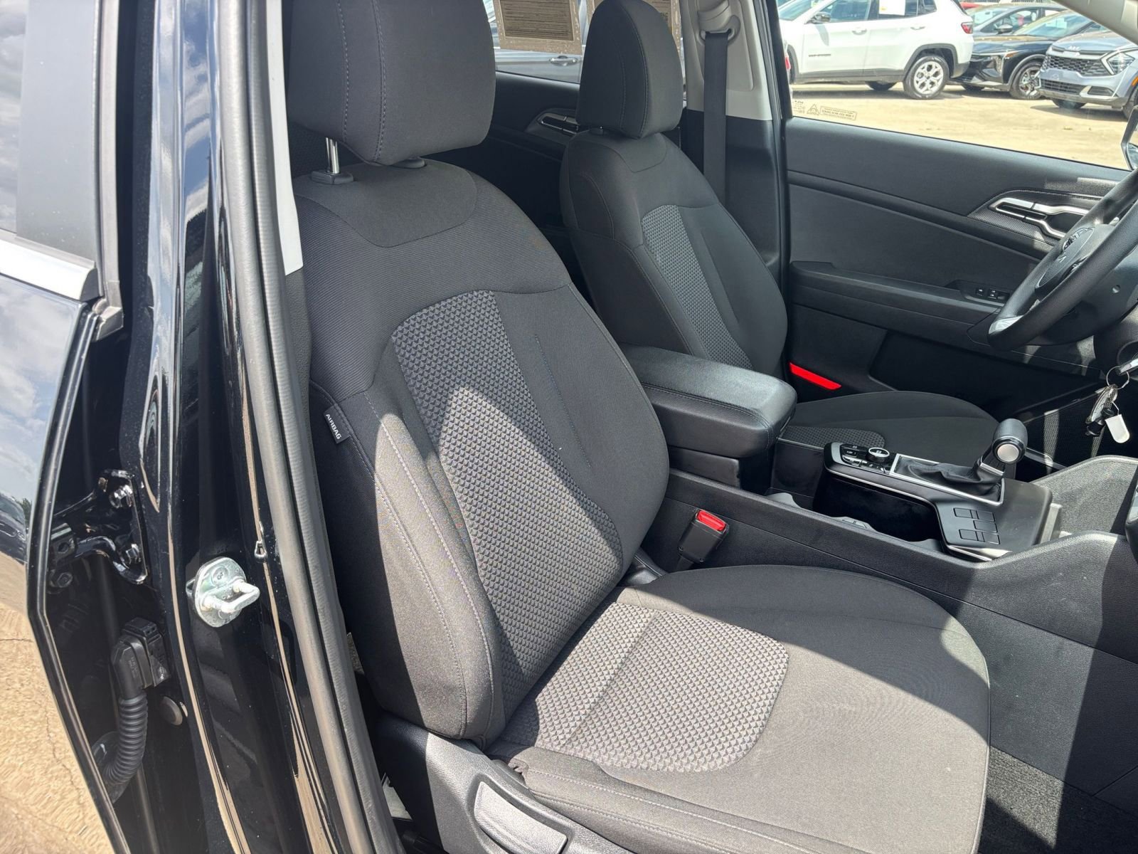 Thumbnail: 2025 Kia Sportage - 35