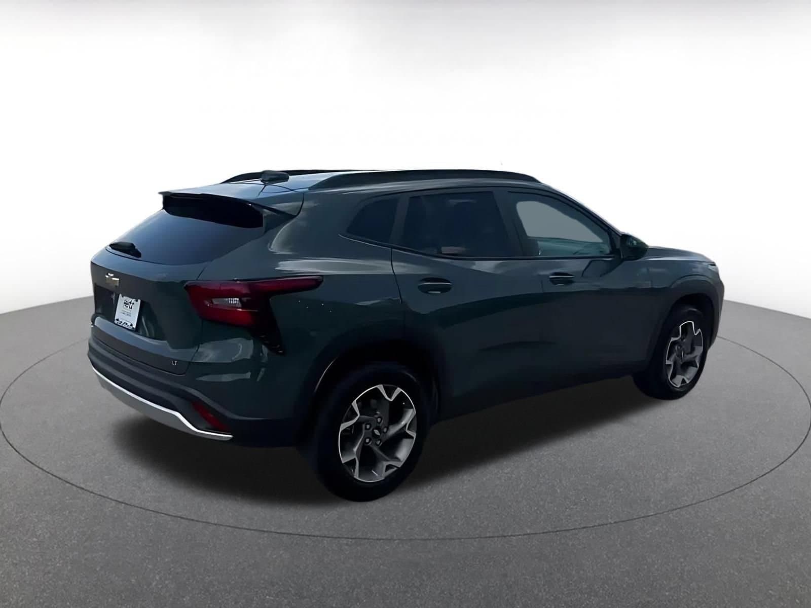 Thumbnail: 2025 Chevrolet Trax - 13