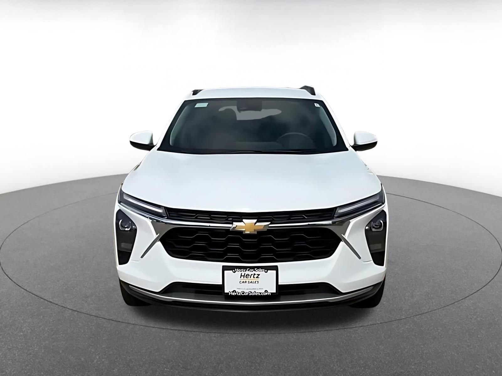 Thumbnail: 2025 Chevrolet Trax - 4