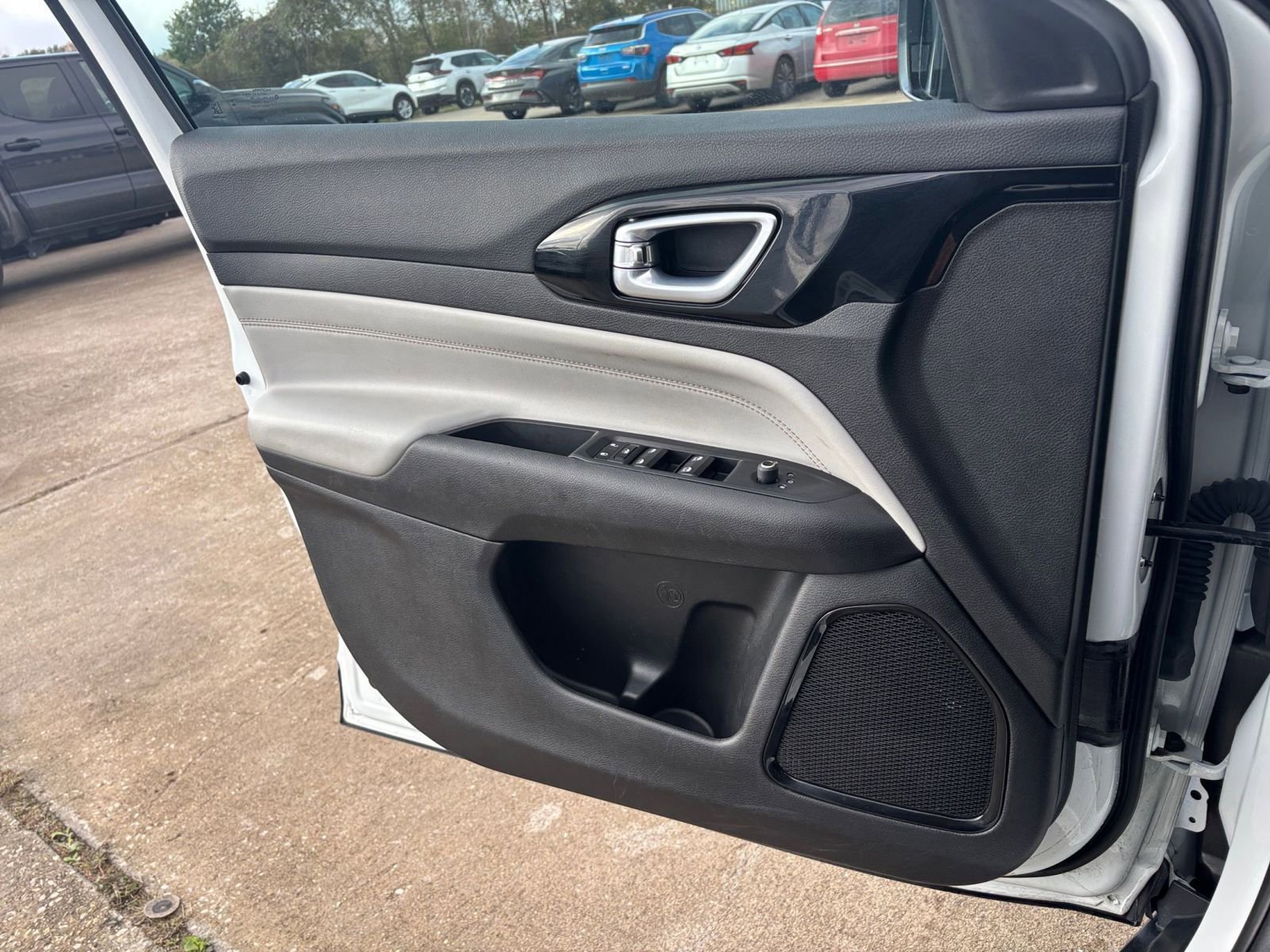 Thumbnail: 2025 Jeep Compass - 20