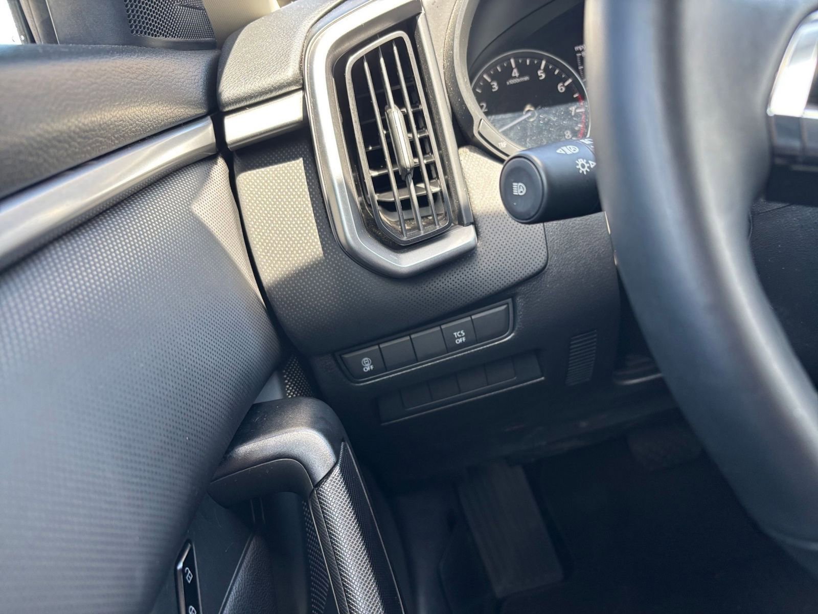 Thumbnail: 2025 Mazda CX-50 - 33