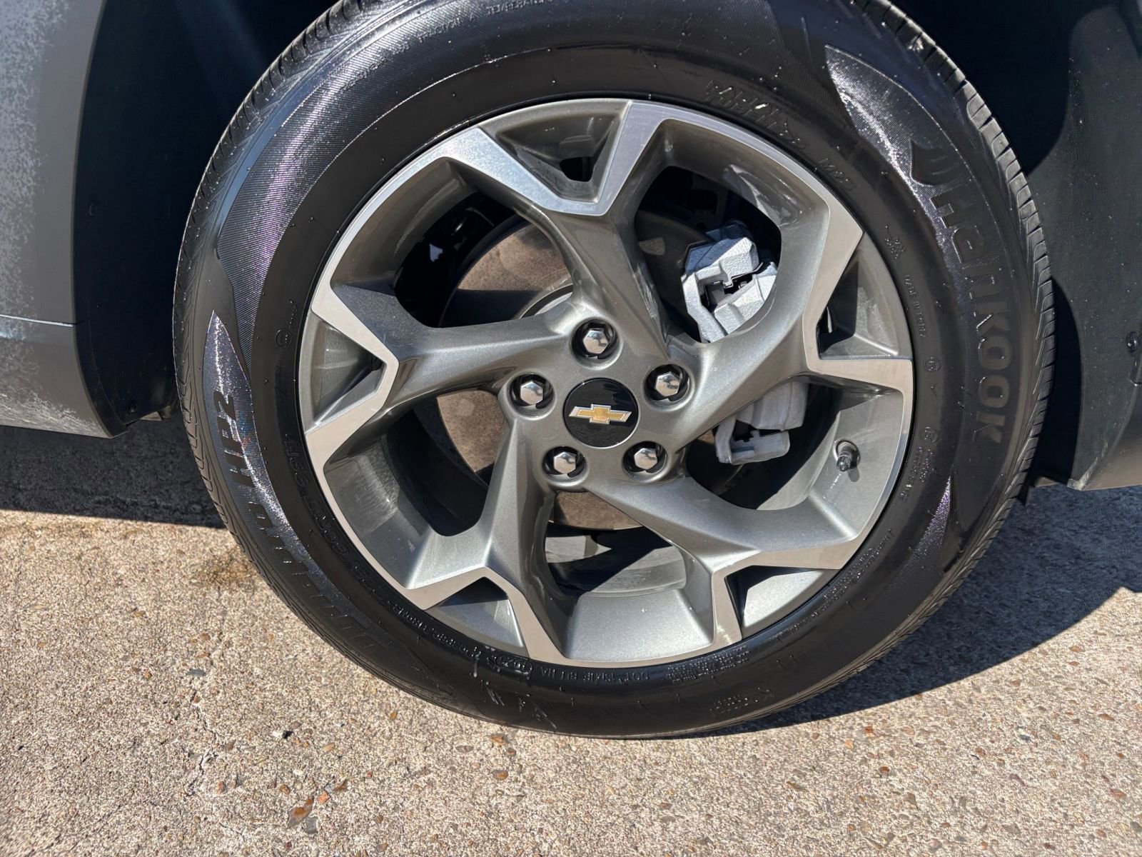 Thumbnail: 2025 Chevrolet Trax - 28