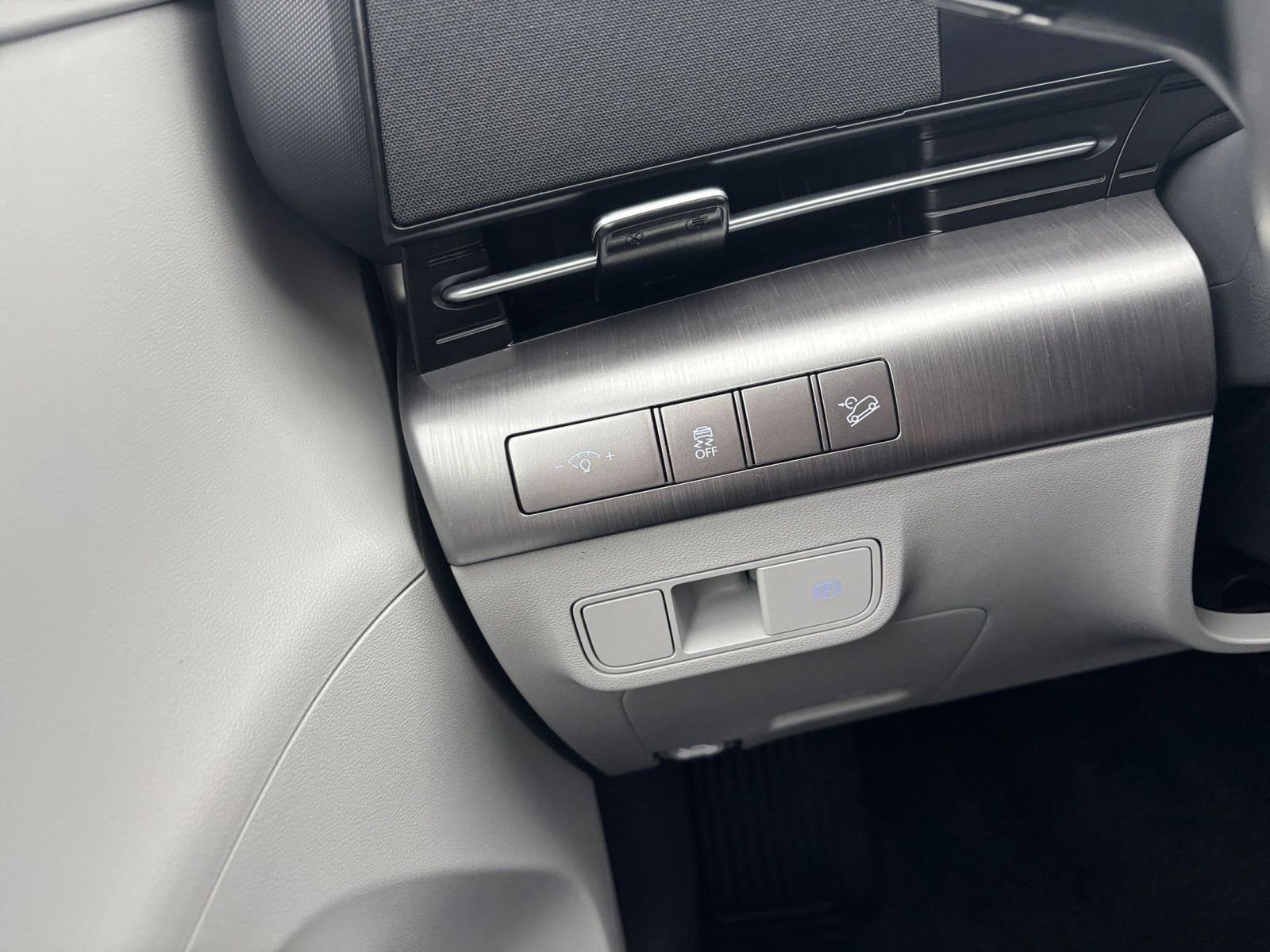 Thumbnail: 2025 Hyundai Kona - 34