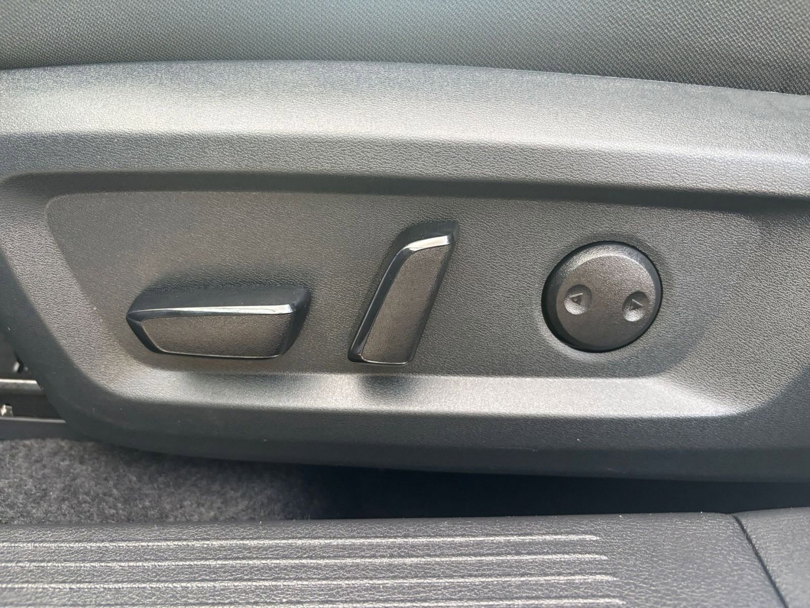 Thumbnail: 2025 Nissan Rogue - 24