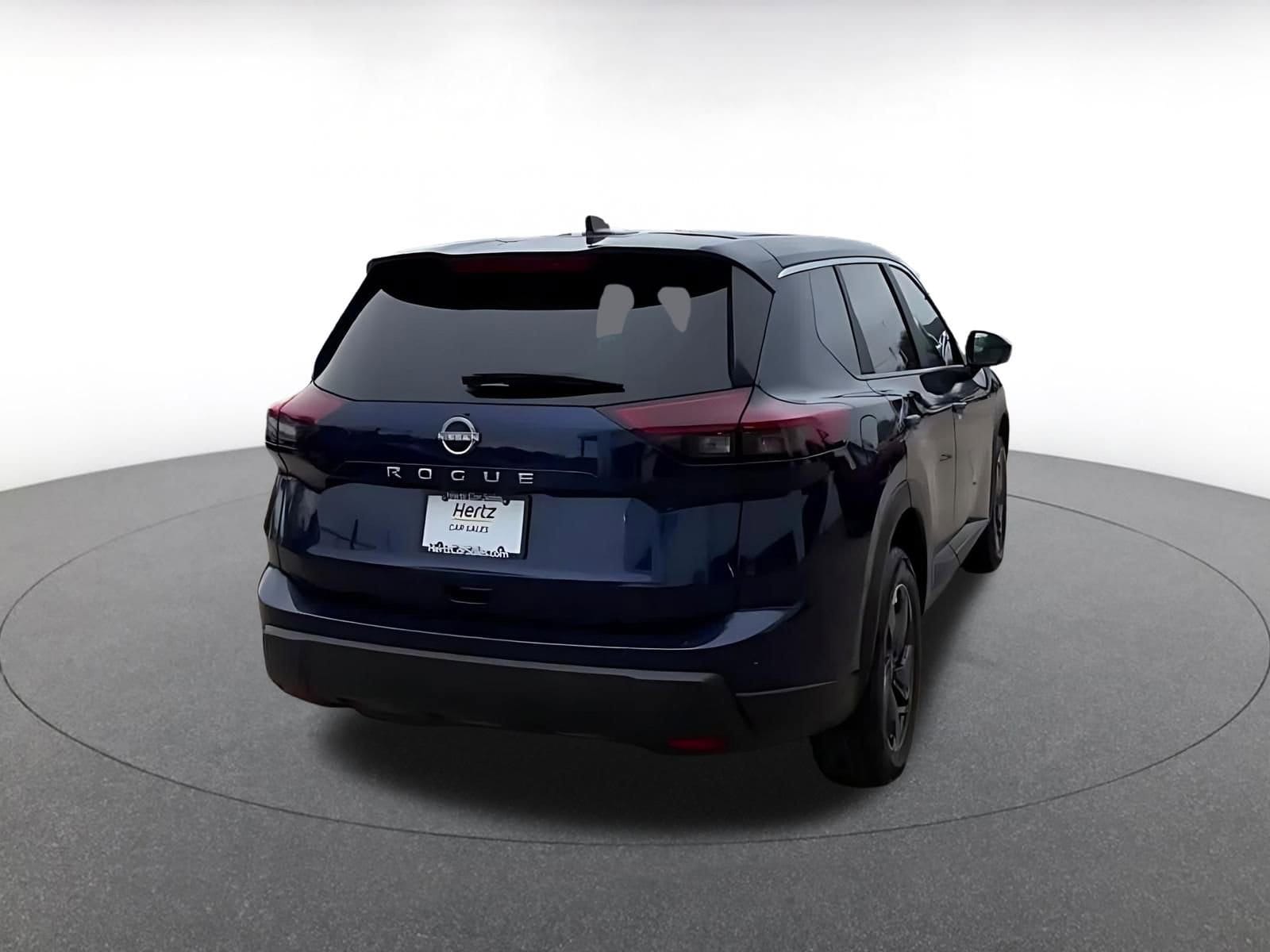 Thumbnail: 2025 Nissan Rogue - 15